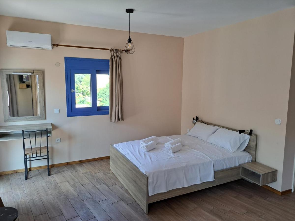 Blue Moon Apartment Agia Efimia 외부 사진